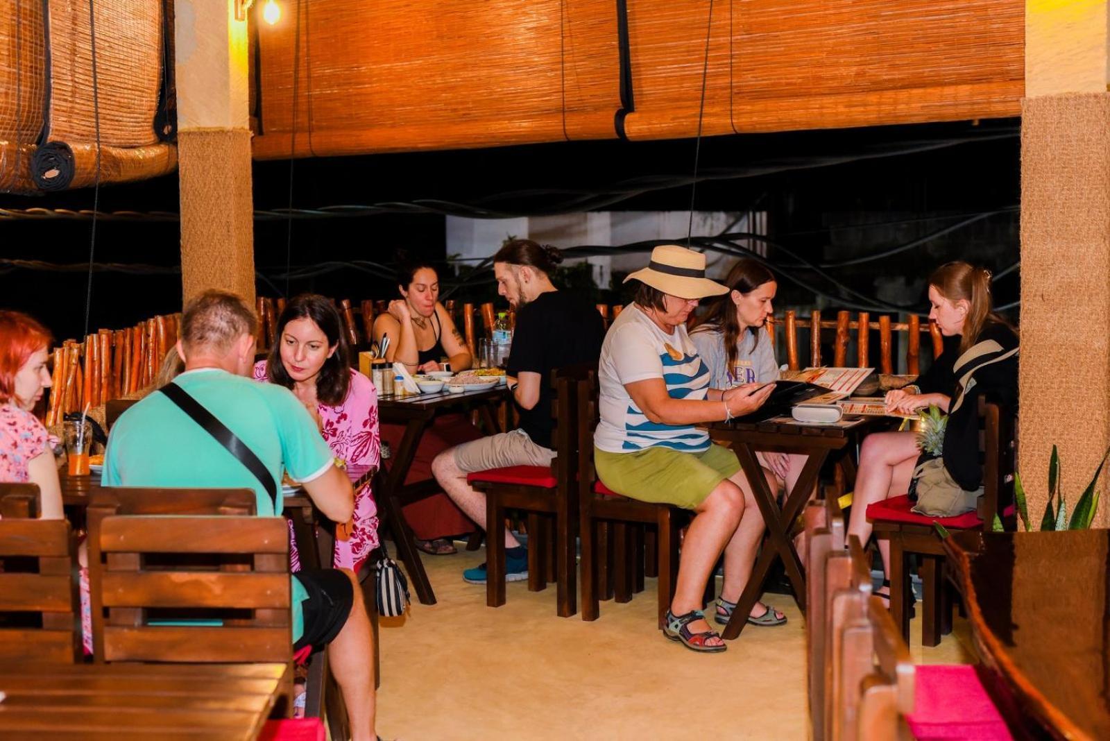 Coconut Style Restaurant & Milinda Guest Hotel อูนาวาตูนา ภายนอก รูปภาพ