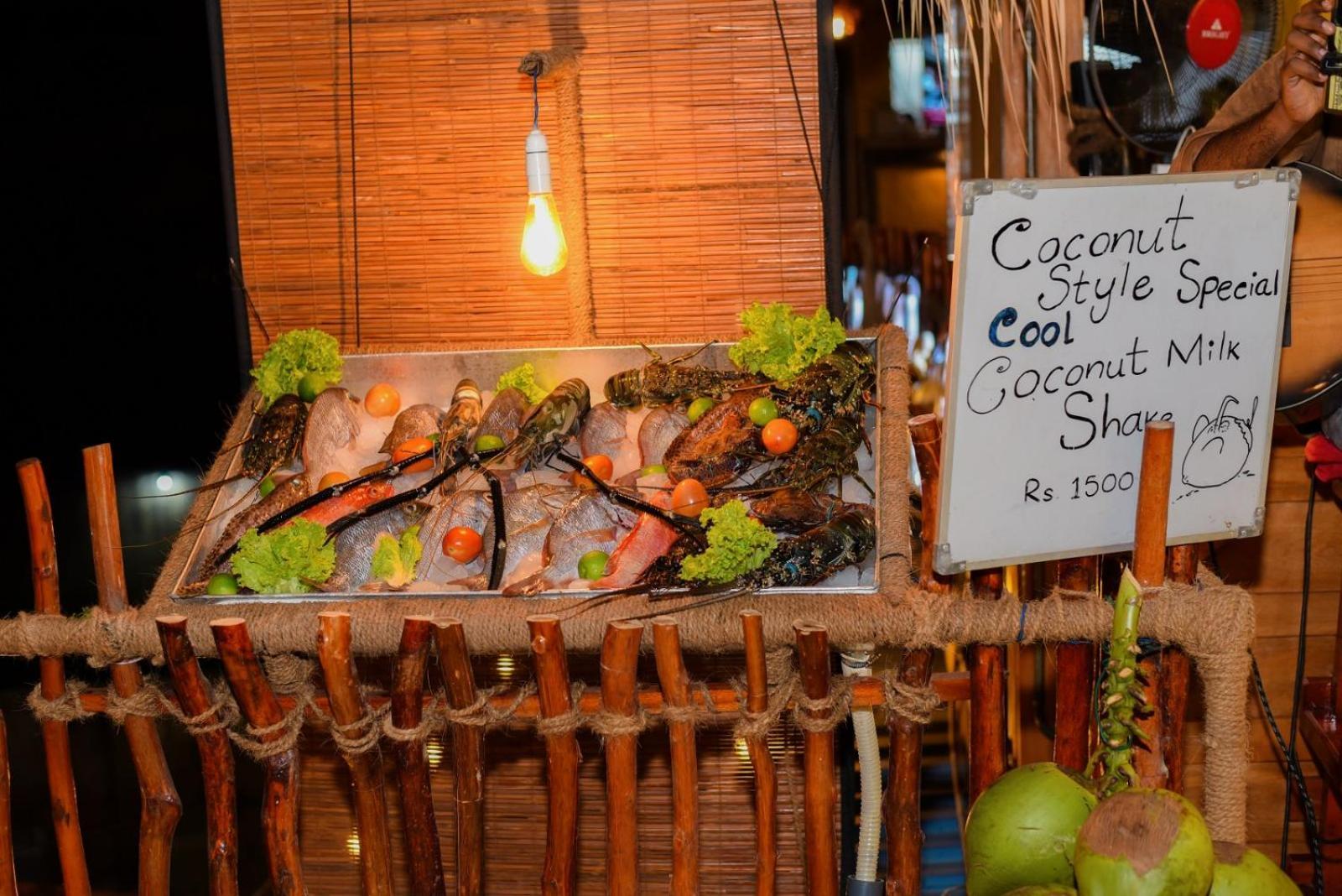 Coconut Style Restaurant & Milinda Guest Hotel อูนาวาตูนา ภายนอก รูปภาพ